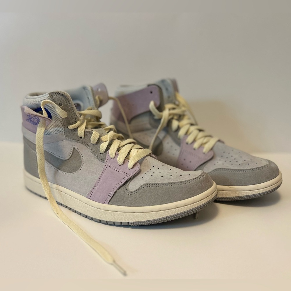 Wmns Air Jordan 1 High Zoom Comfort 2 'Barely Grape'